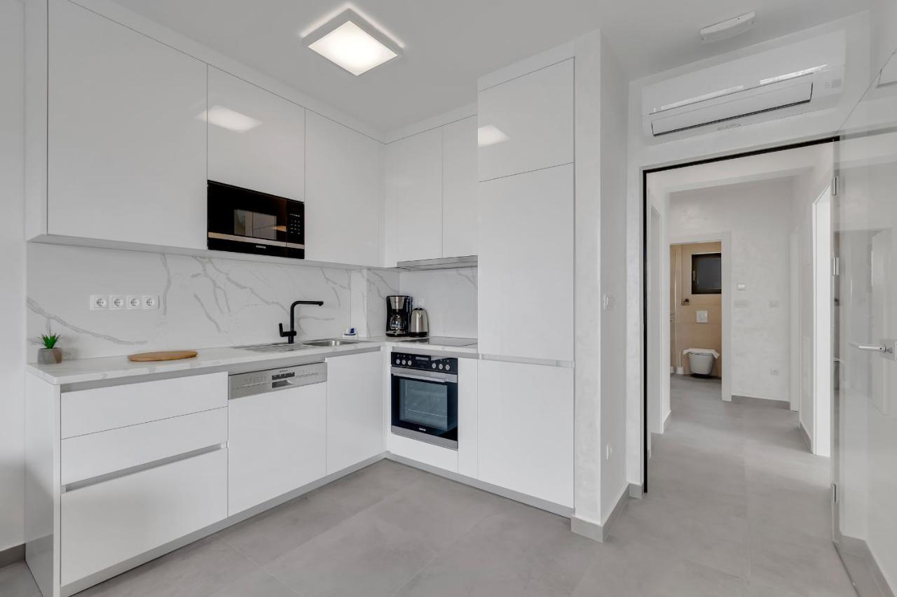 Luxury Apartment Adriasun Free Beach Parking 마카르스카 외부 사진